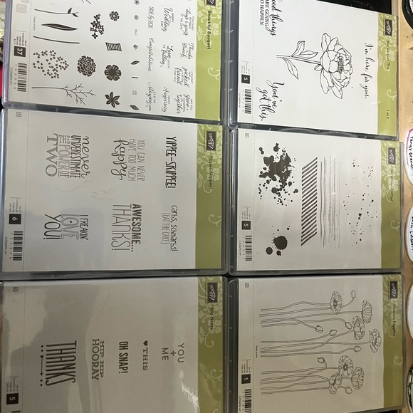 Stampin' Up! Decorative Stamp Set - Black and White retired 
You choose stamp - Picture 8 of 15